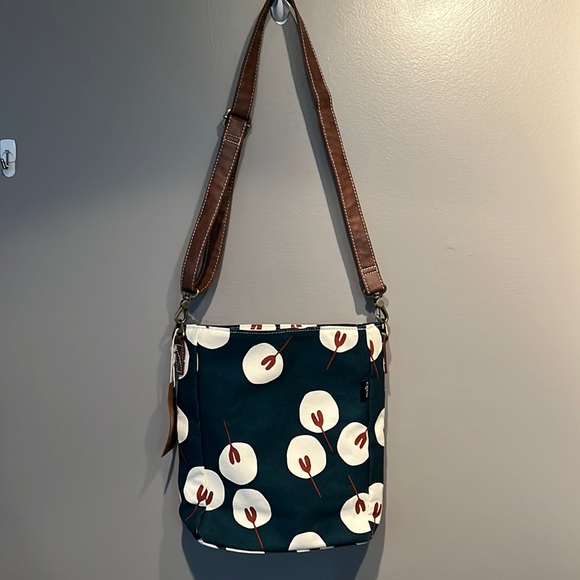 Bags Nwt Maika Bag Poshmark